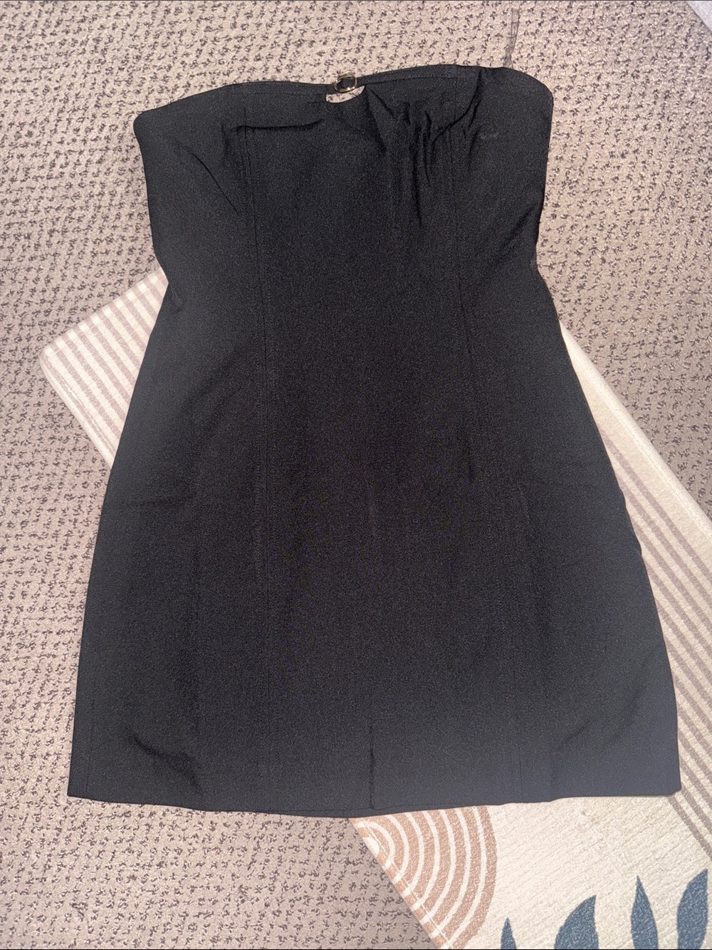 Chic Strapless Black Mini Dress - Sleek Evening Staple
